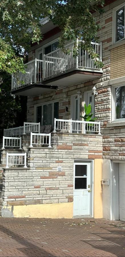 Cozy Spacious Work Friendly Lotus With Garden View High Speed Free Wi Fi And Parking Adjacent To Downtown Montreal Montréal Exterior foto